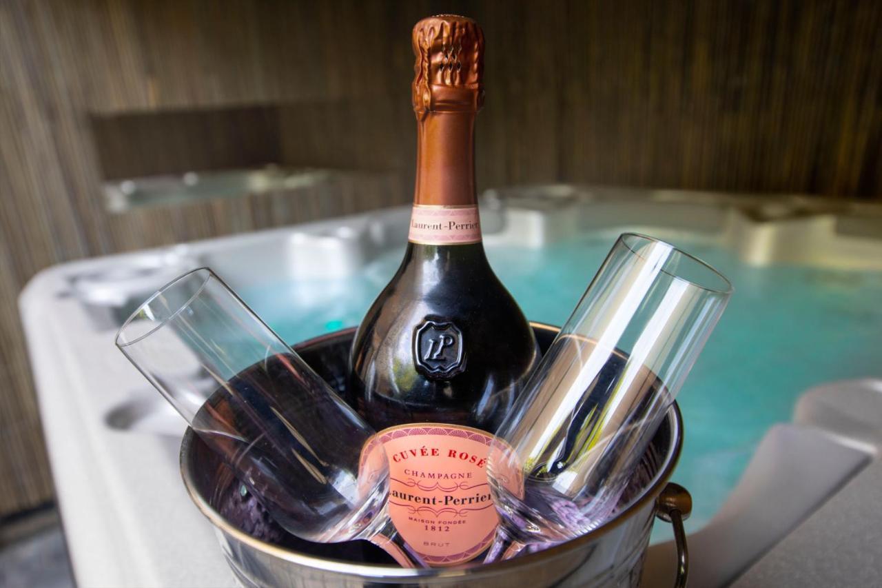 The Bells - Luxury Serviced Apartments Leeds  Esterno foto