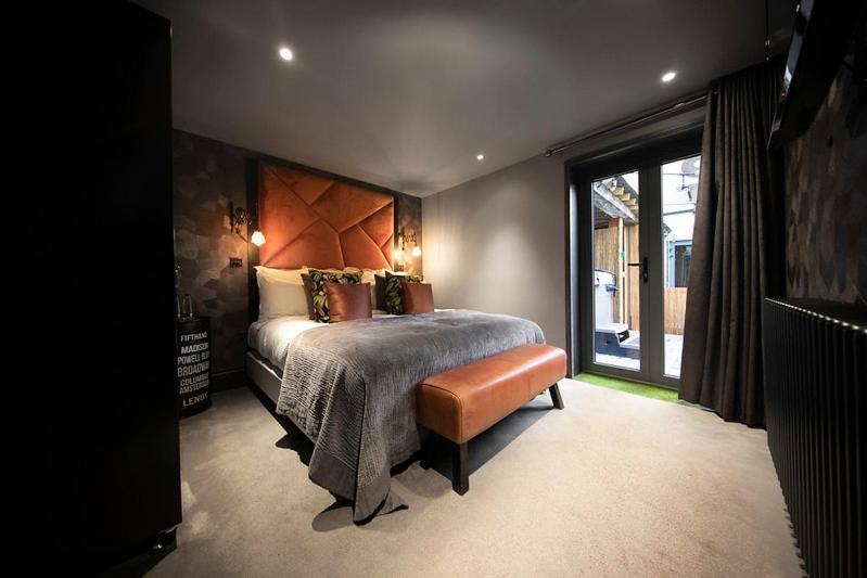 The Bells - Luxury Serviced Apartments Leeds  Esterno foto