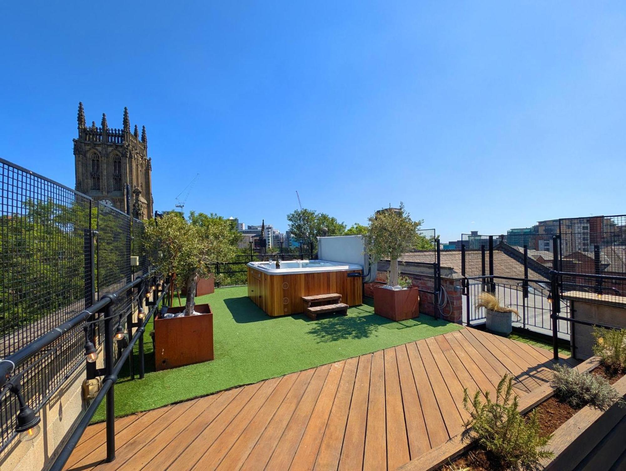 The Bells - Luxury Serviced Apartments Leeds  Esterno foto